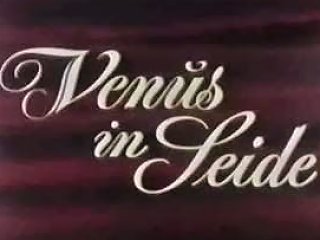 Classic Vintage Retro Patricia Rhomberg Clip Venus